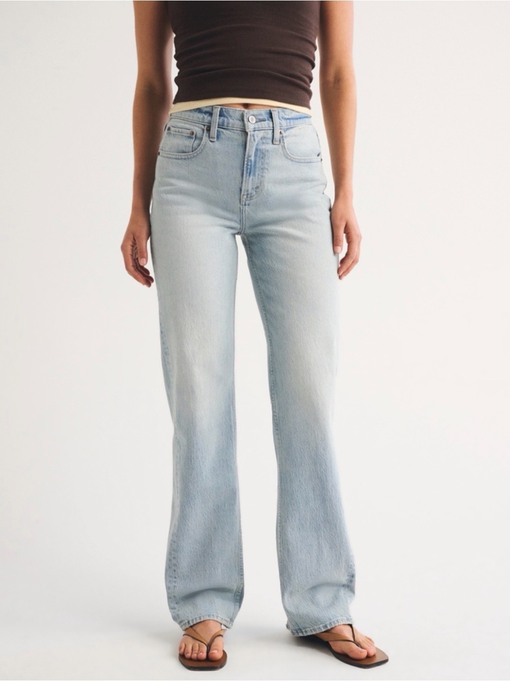 Abercrombie & Fitch Light Wash High-Rise 90s Relaxed Jeans